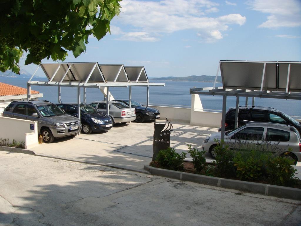 Apartments Vela Sollis Marusici  Eksteriør bilde